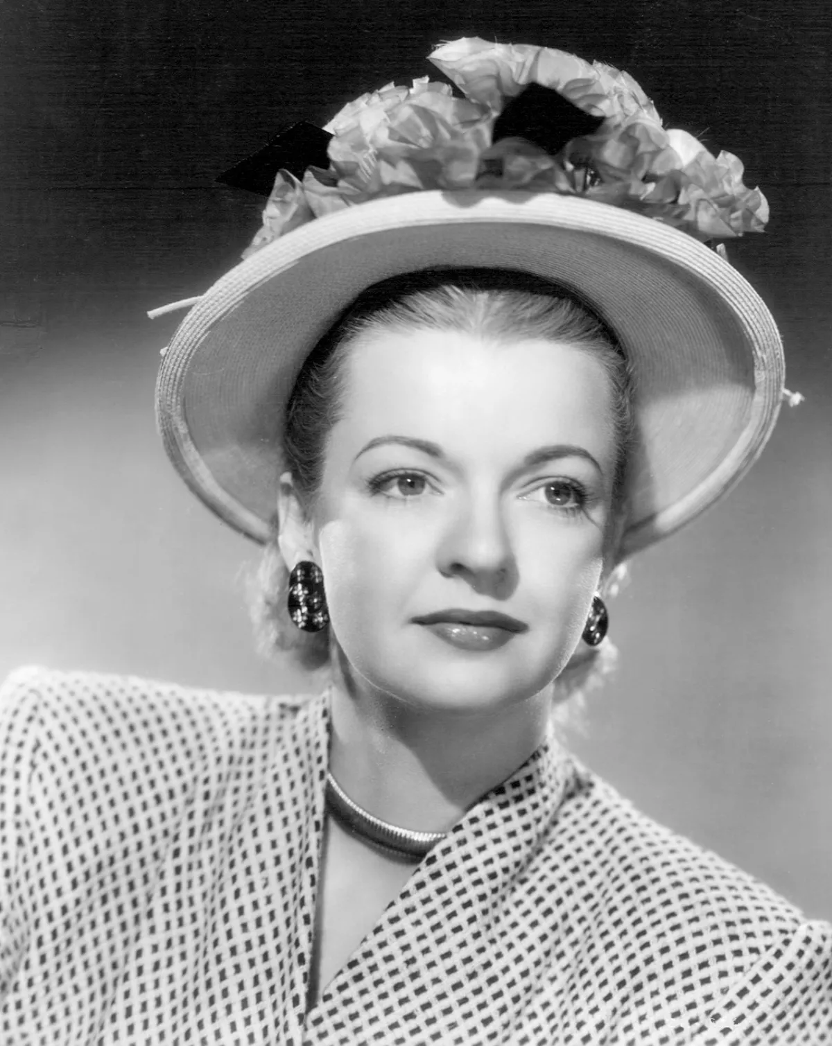 12 Facts About Dale Evans | FactSnippet